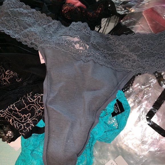 💕💕FREE - Pantie/thong with $25 purchase - Picture 6 of 9